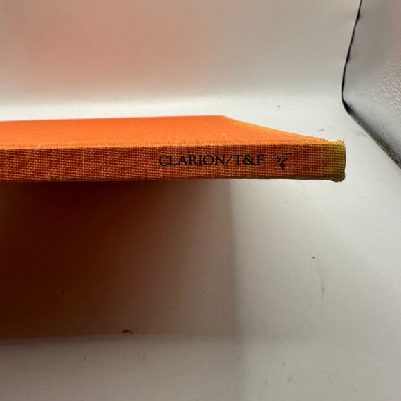 Little Gorilla Hardcover Book By Ruth Bornstein 1976 First Edition Clarion Books - Picture 2 of 7